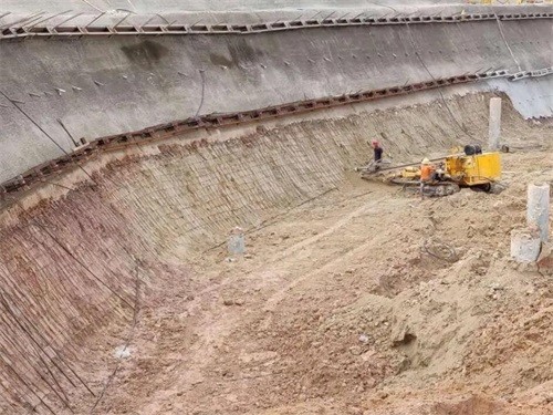 黄陵基坑边坡加固